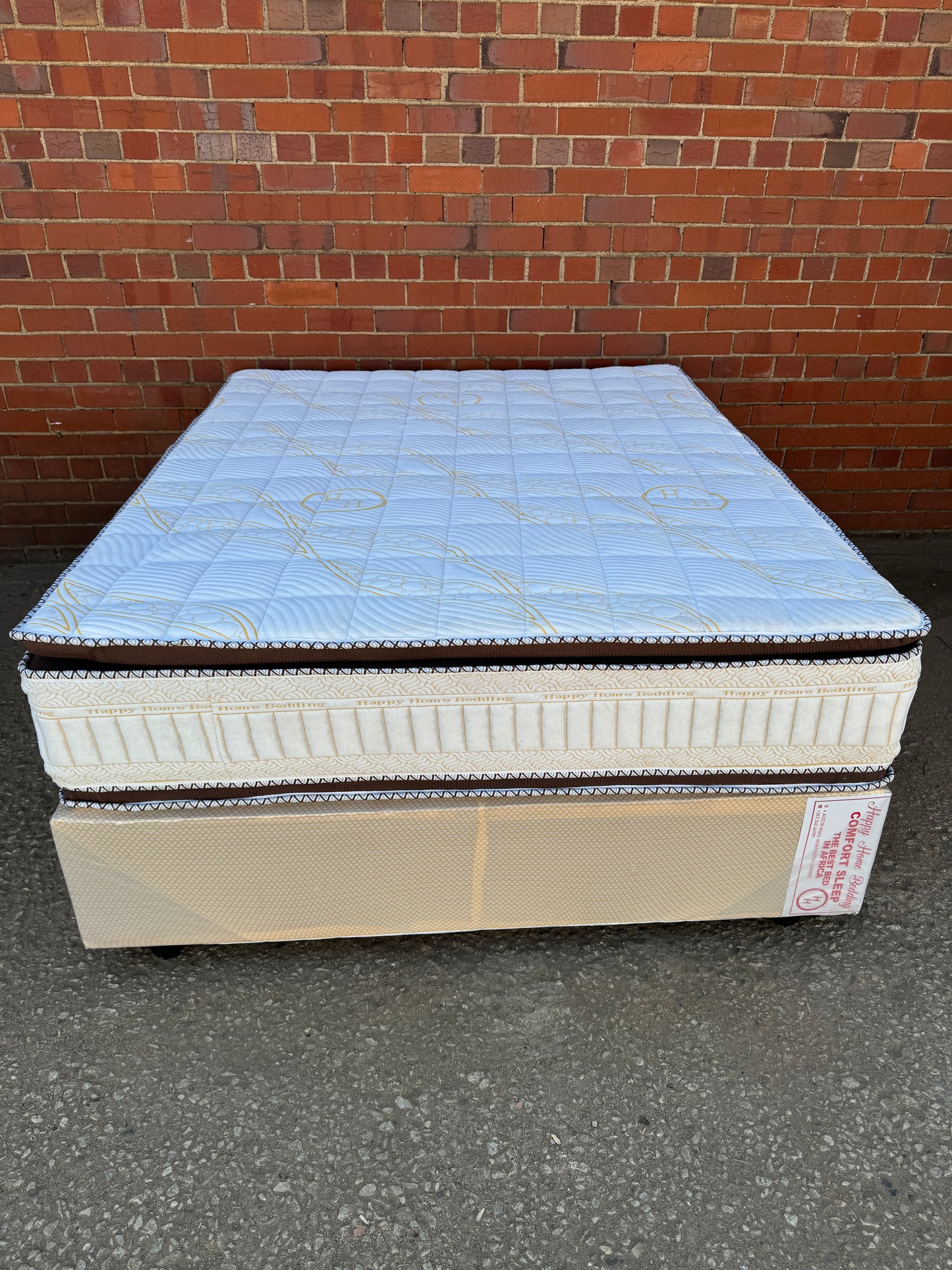 queen pocket spring bed