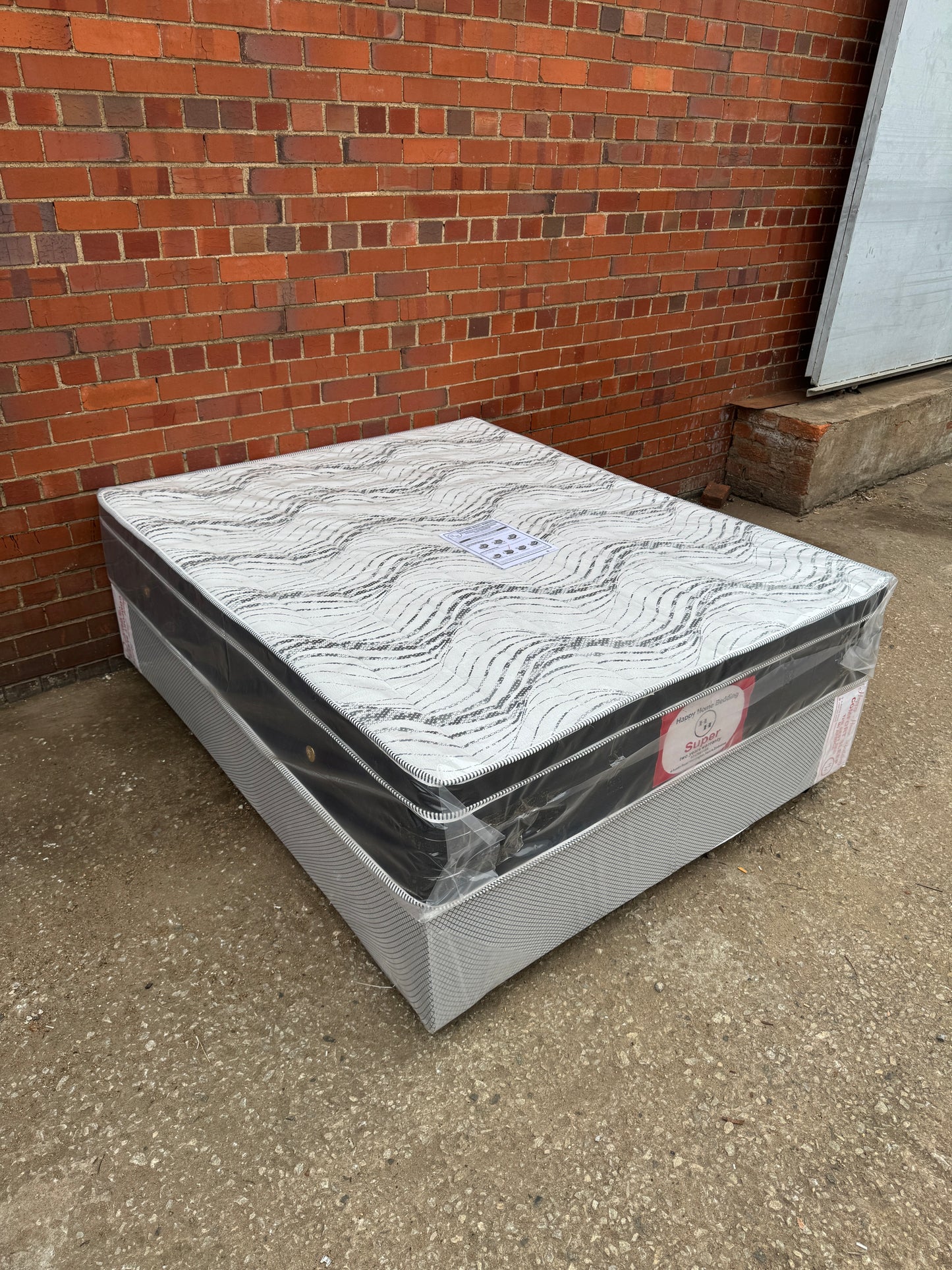 queen euro top spring bed