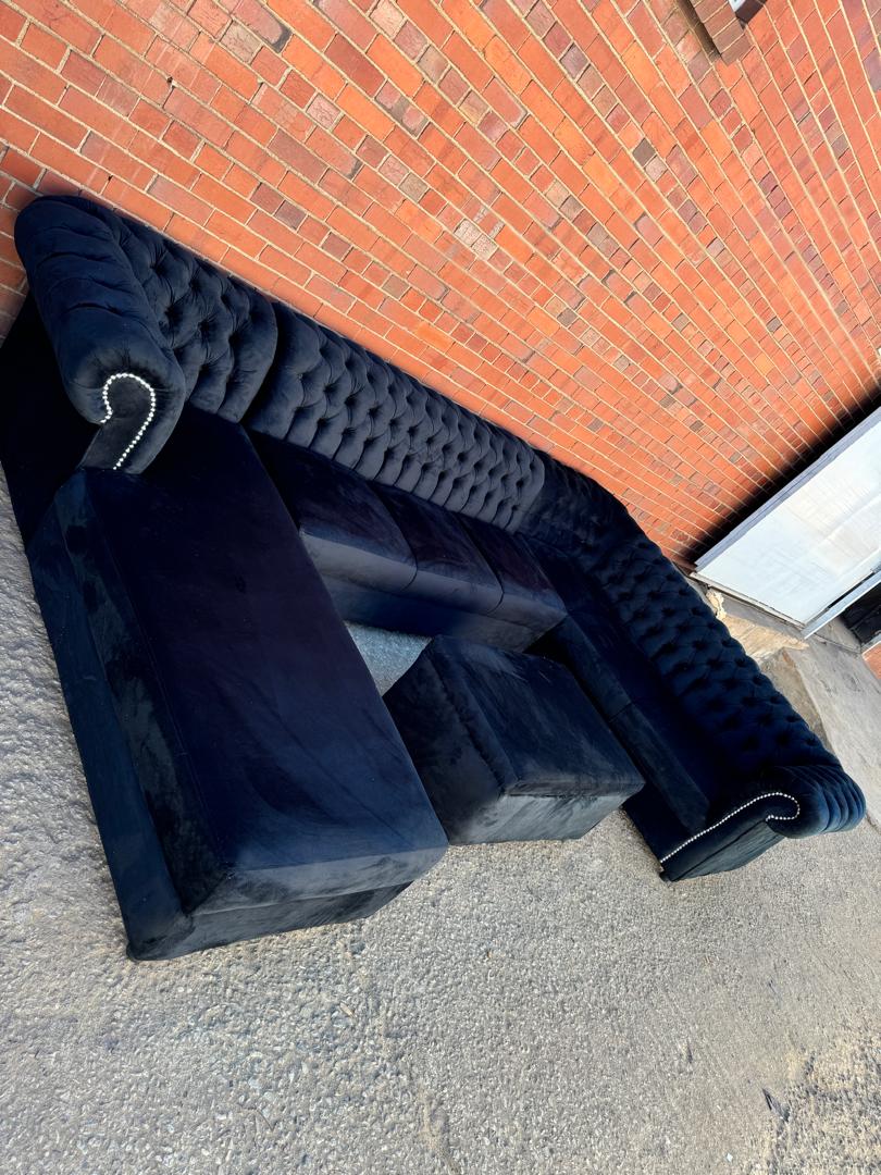 U shape Chesterfield