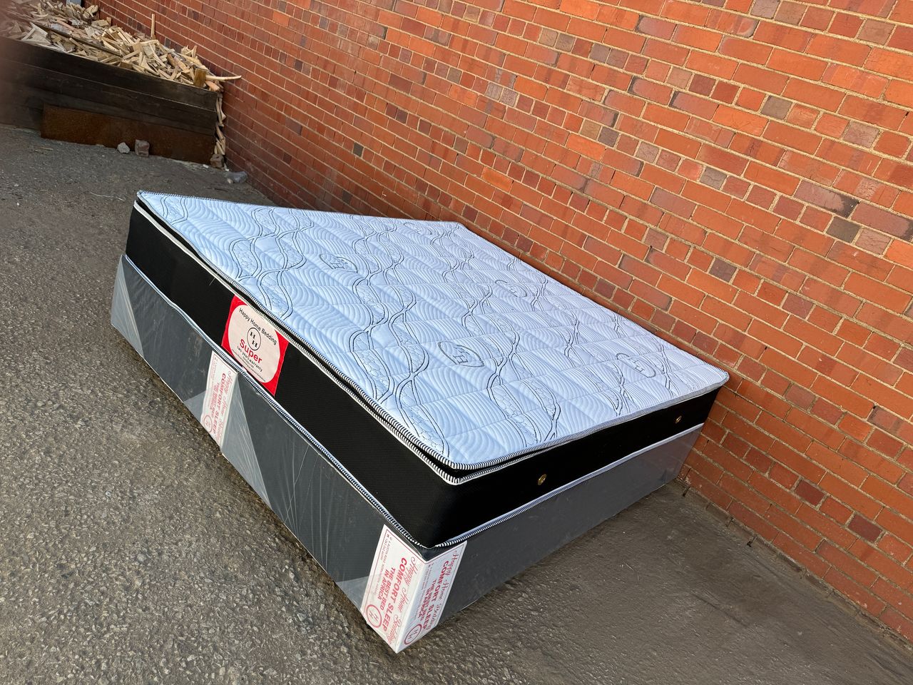 King standard pillow top spring bed