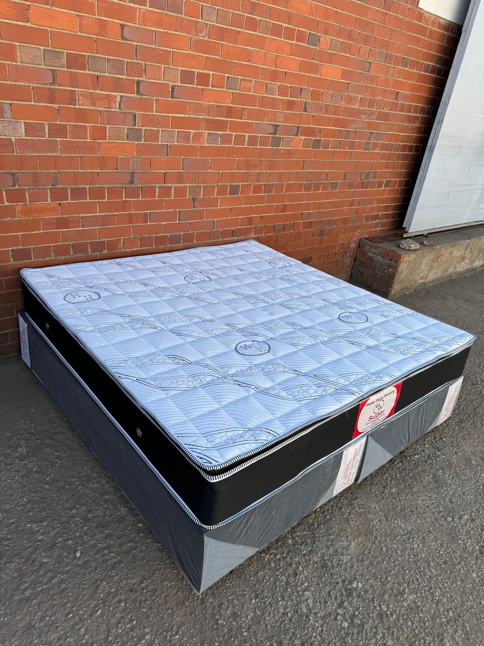 King standard pillow top spring bed