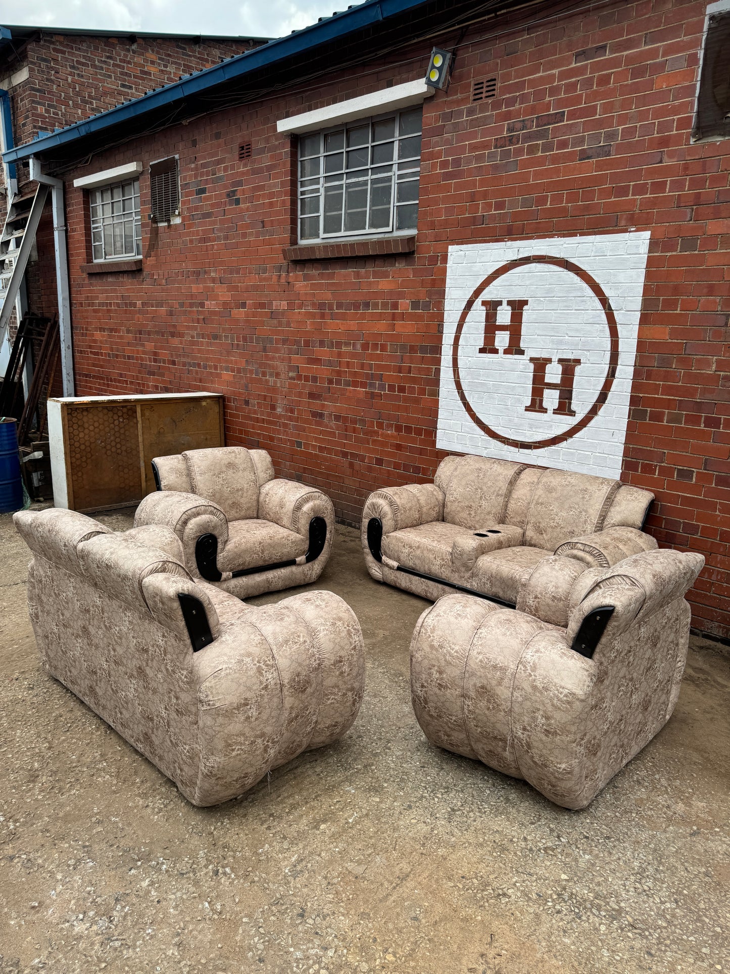 SUEDE ELEPHANT SOFA WITH CUP HOLDER